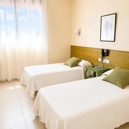 La Abuela Hotel 2*